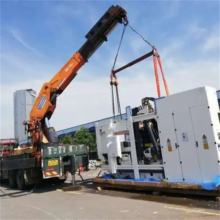 麻章附近小吊车联系方式|8-16吨|本地及时服务